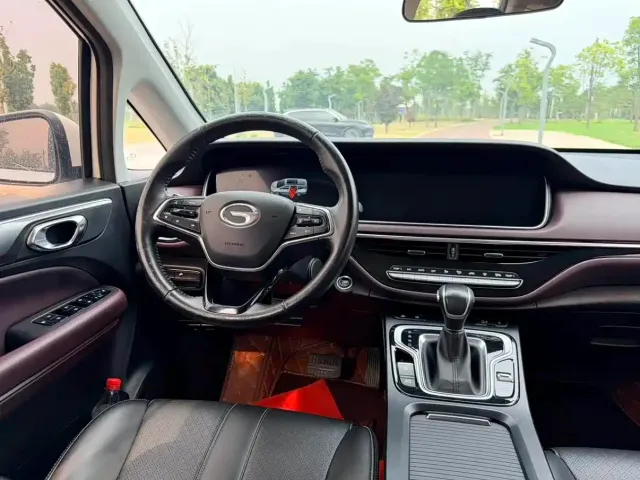 GAC Trumpchi Trumpchi M6 2023 PRO 270T DCT Luxury Edition — Фото автомобиля 12