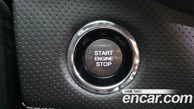 KG_Mobility_Ssangyong Rexton Новый Rexton Sport Дизель 2.2 4WD — Фото автомобиля 19