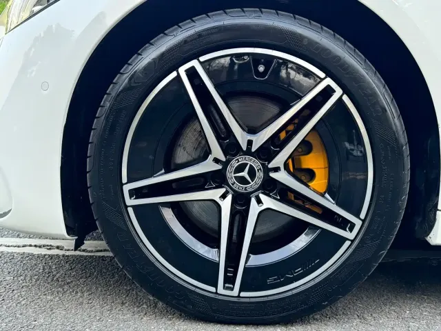 Mercedes-Benz C-Class — Фото автомобиля 8