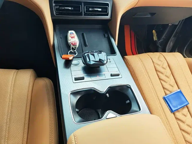 BYD Song L DM-i — Фото автомобиля 13