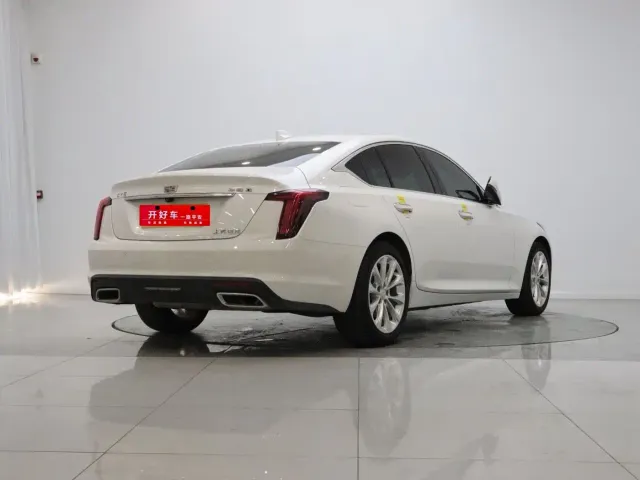 Cadillac CT5 — Фото автомобиля 4