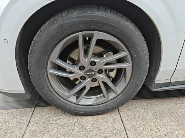 BYD Seal 06 — Фото автомобиля 22