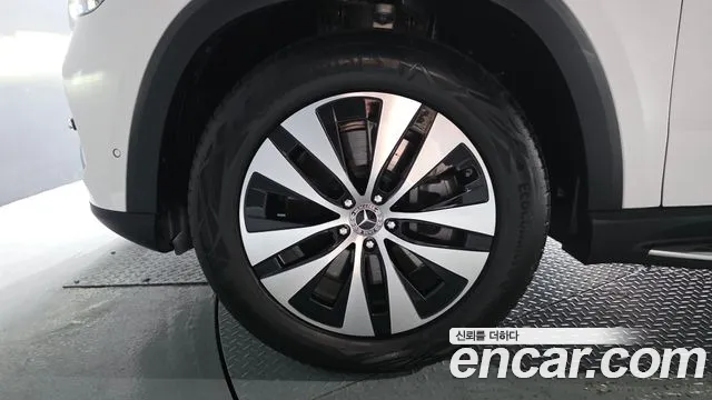 Mercedes-Benz GLE-Class — Фото автомобиля 5