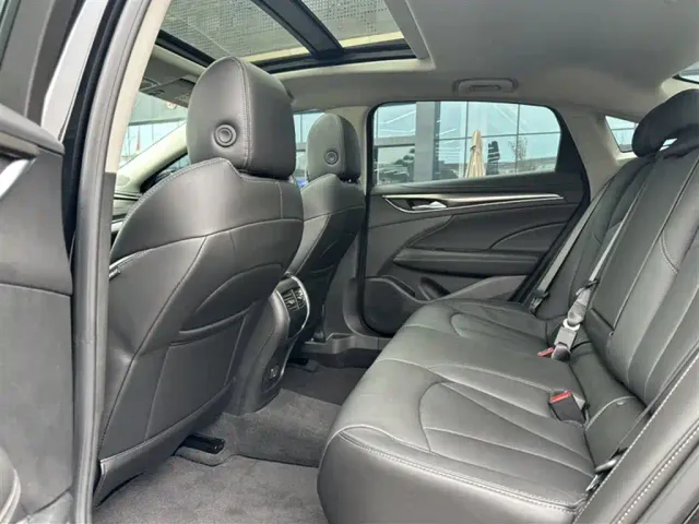 Buick LaCrosse — Фото автомобиля 18