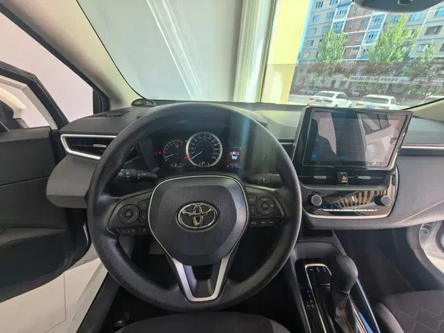 Toyota Corolla — Фото автомобиля 11