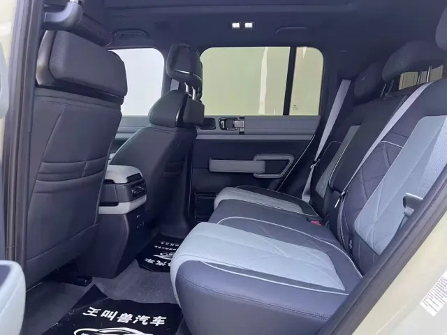 BYD FangChengBao Leopard 5 — Фото автомобиля 6