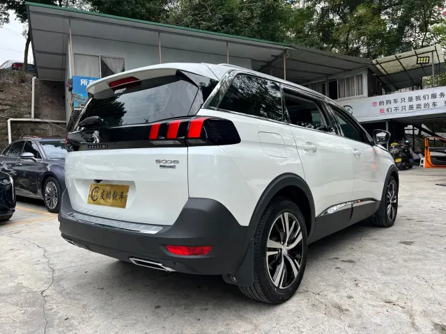 Peugeot 5008 — Фото автомобиля 18