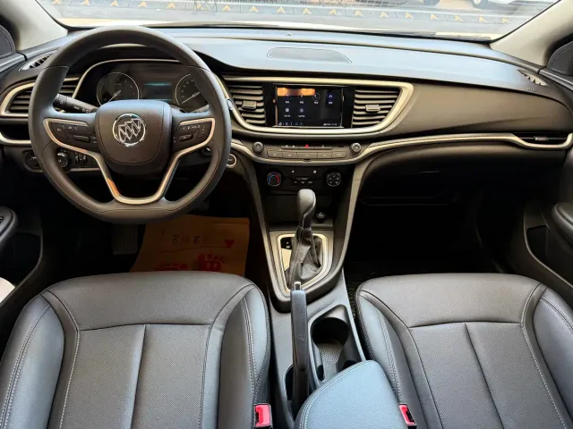 Buick Excelle — Фото автомобиля 8