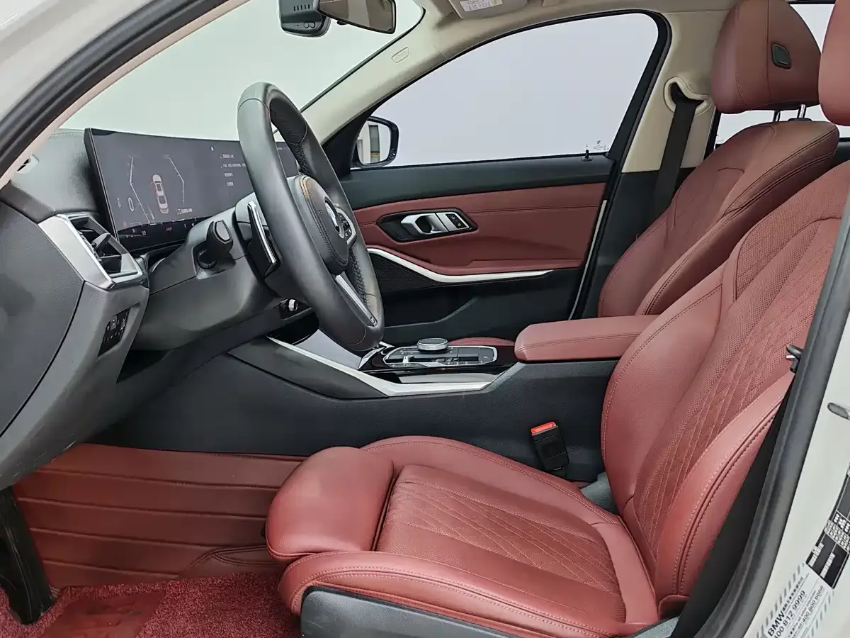 BMW BMW 3 Series 2023 320Li M Sport Package — Фото автомобиля 7