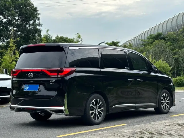 GAC Trumpchi M8 — Фото автомобиля 4