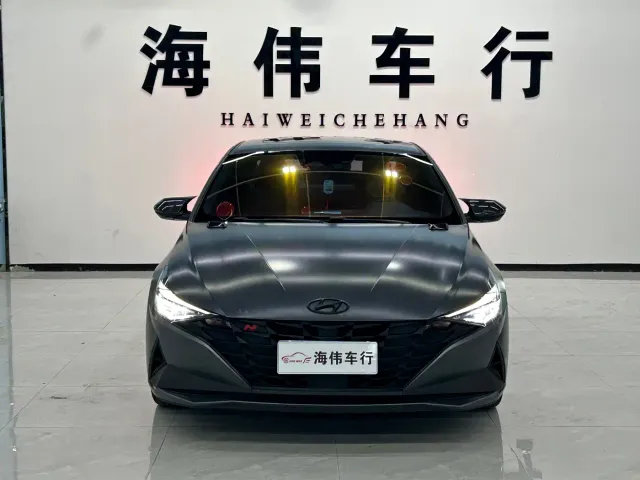Hyundai Elantra — Фото автомобиля 2