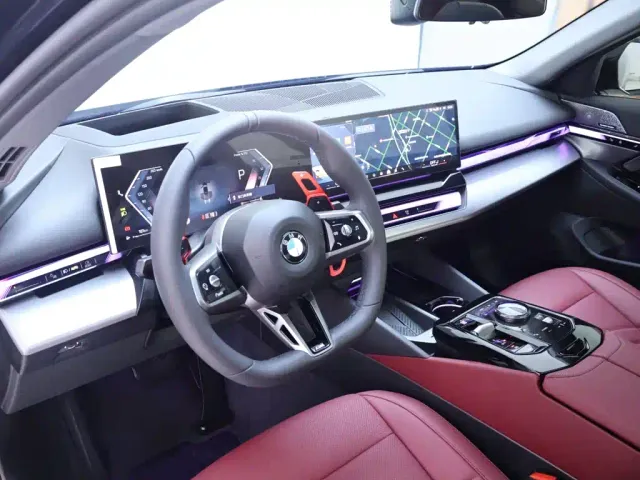 BMW 5 Series — Фото автомобиля 11