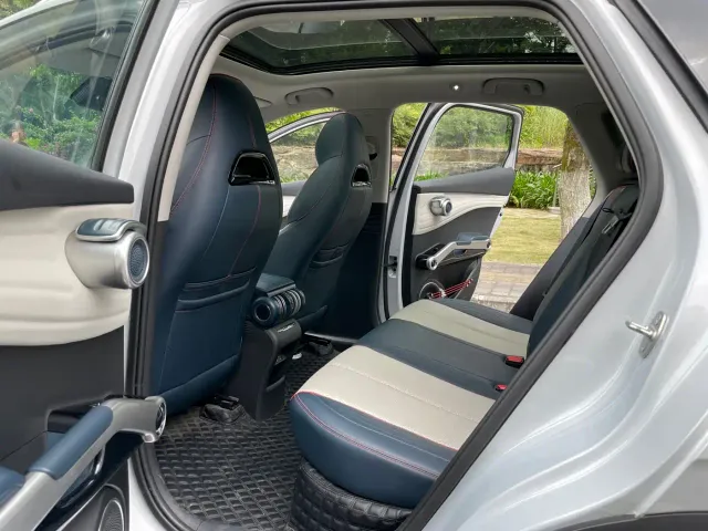 BYD Yuan PLUS 2022 430KM Premium — Фото автомобиля 12