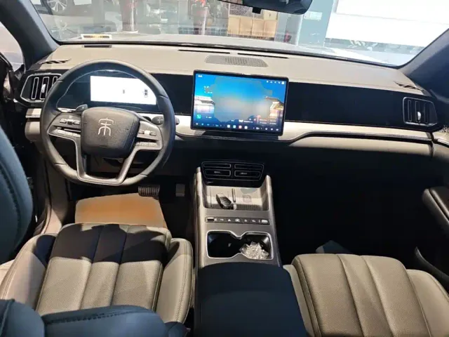 BYD Song Pro — Фото автомобиля 9