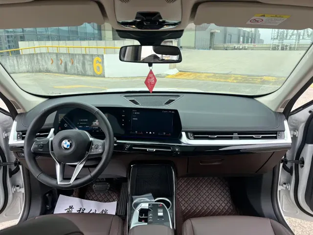 BMW X1 — Фото автомобиля 9