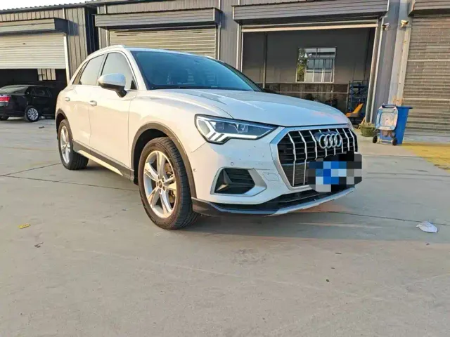 Audi Q3 — Фото автомобиля 2