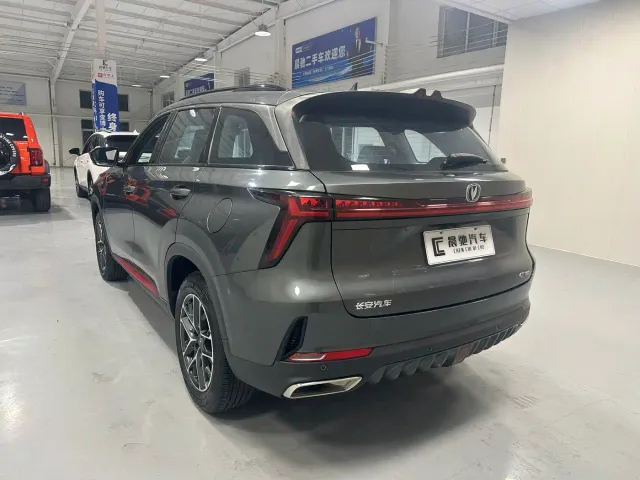 Changan CS75 Plus — Фото автомобиля 6