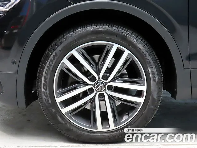 Volkswagen Tiguan — Фото автомобиля 19