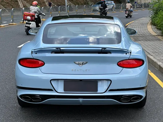 Bentley Continental 2022 4.0T GT V8 — Фото автомобиля 5