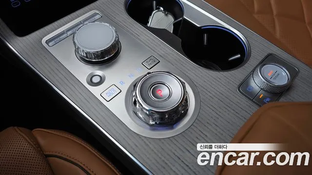 Genesis GV80 — Фото автомобиля 12