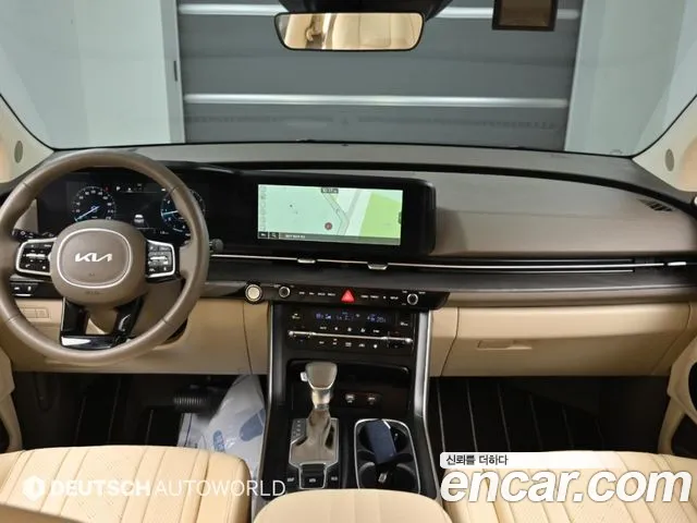 Kia Carnival Generation 4 — Фото автомобиля 7