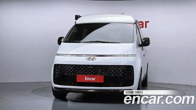 Hyundai Staria Staria — Фото автомобиля 2