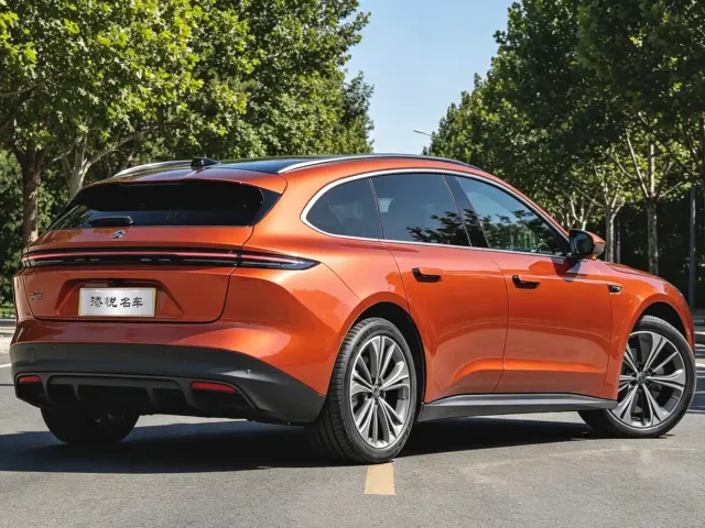 Nio ET5 Touring — Фото автомобиля 6