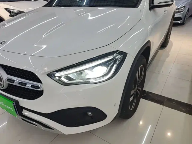 Mercedes-Benz GLA-Class — Фото автомобиля 23