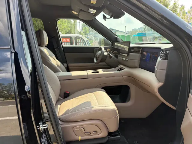 IM Motors LS8 — Фото автомобиля 6