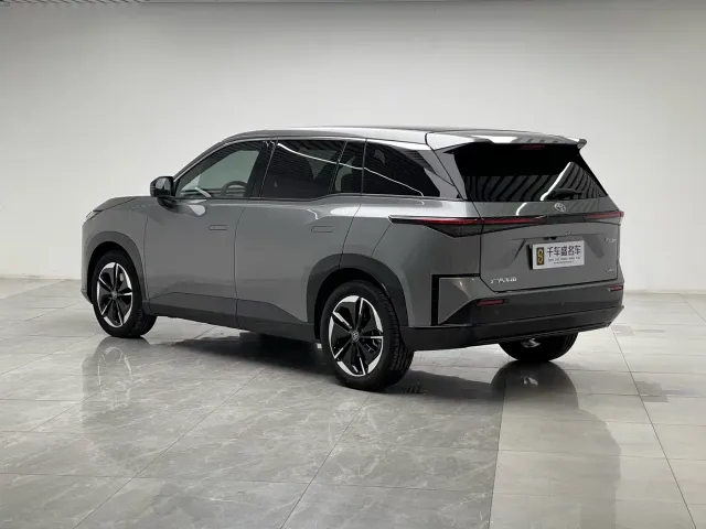 Toyota BoZhi 3X — Фото автомобиля 4