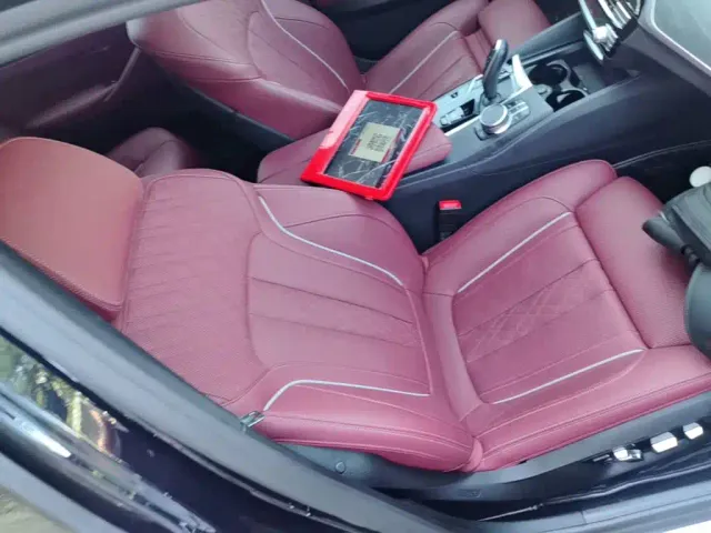 BMW 5 Series — Фото автомобиля 24
