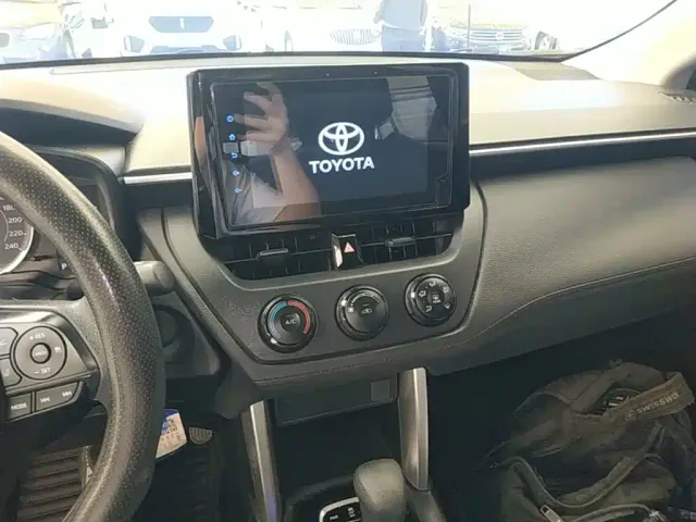 Toyota Corolla Cross — Фото автомобиля 12