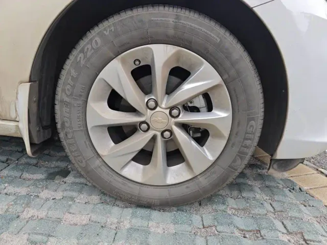 Chevrolet Cavalier — Фото автомобиля 24