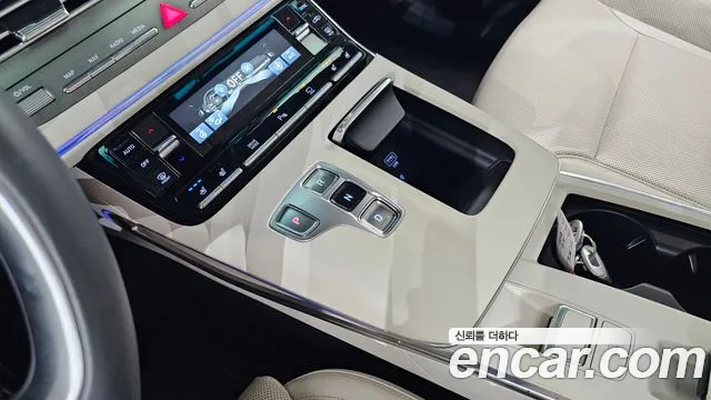 Hyundai Grandeur Grandeur (New) — Фото автомобиля 12