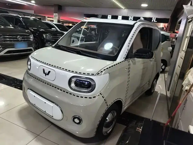 Фотография автомобиля — Wuling Hongguang Mini EV