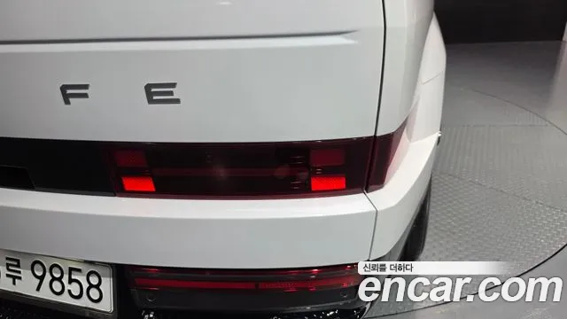 Hyundai Santa Fe — Фото автомобиля 8