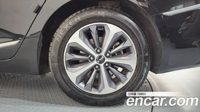 Kia K8 K8 Hybrid — Фото автомобиля 6