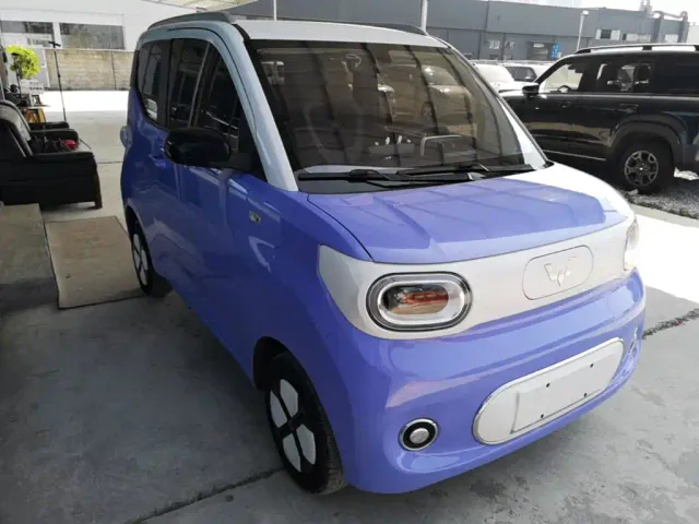 Wuling Hongguang Mini EV — Фото автомобиля 3