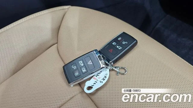 Land Rover Range Rover Sport Generation 3 — Фото автомобиля 16
