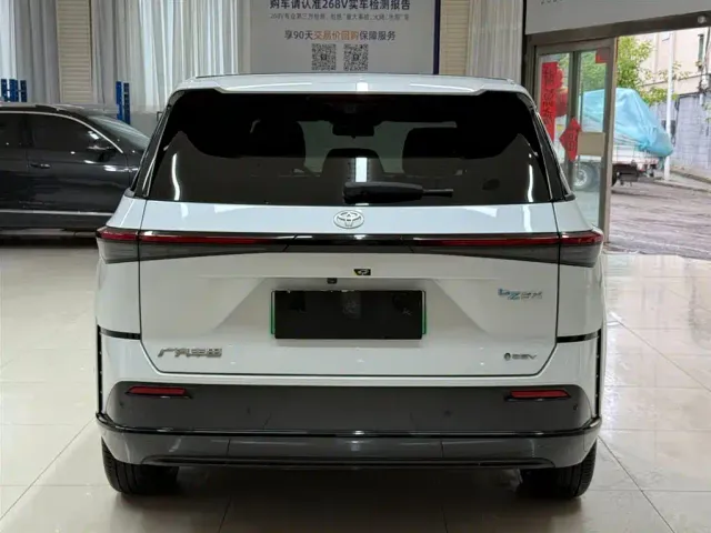 Toyota BoZhi 3X — Фото автомобиля 5