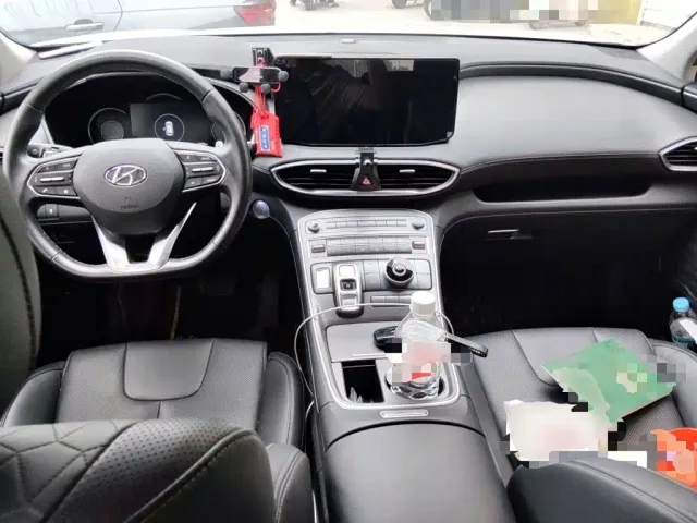 Hyundai Santa Fe — Фото автомобиля 5