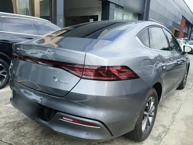 BYD Qin PLUS — Фото автомобиля 6