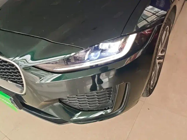 Jaguar XEL — Фото автомобиля 23