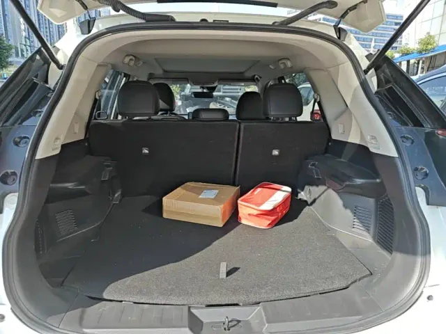 Nissan X-Trail — Фото автомобиля 18