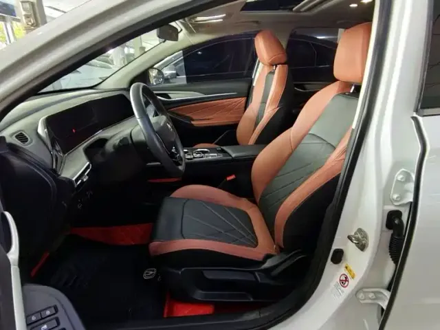 Changan Eado — Фото автомобиля 14