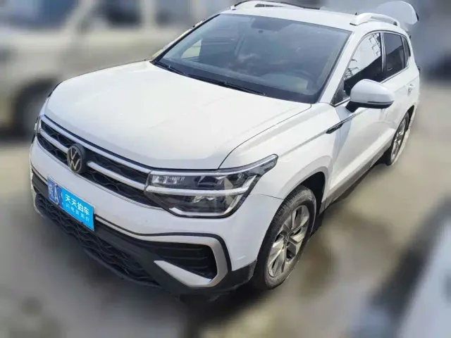 Фотография автомобиля — Volkswagen Tharu
