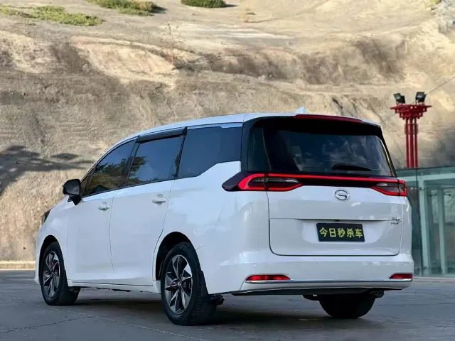 GAC Trumpchi M6 — Фото автомобиля 9