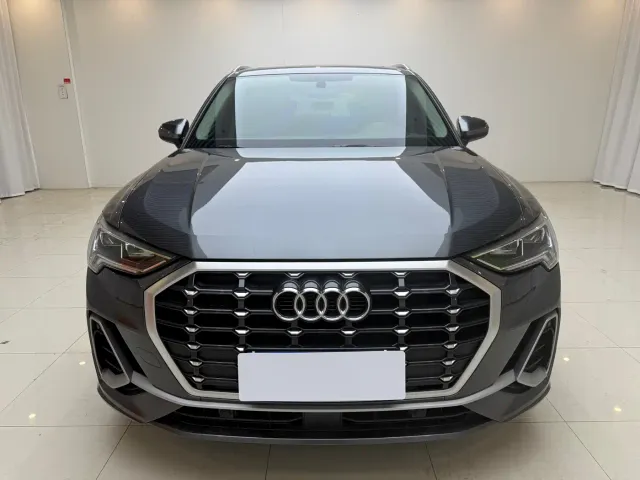 Audi Q3 — Фото автомобиля 2