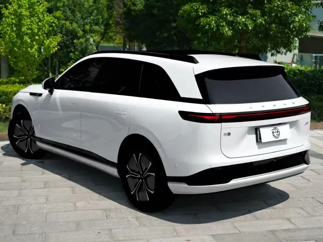 Xpeng G9 — Фото автомобиля 17