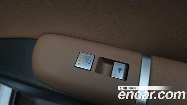 Hyundai Grandeur GN7 — Фото автомобиля 28